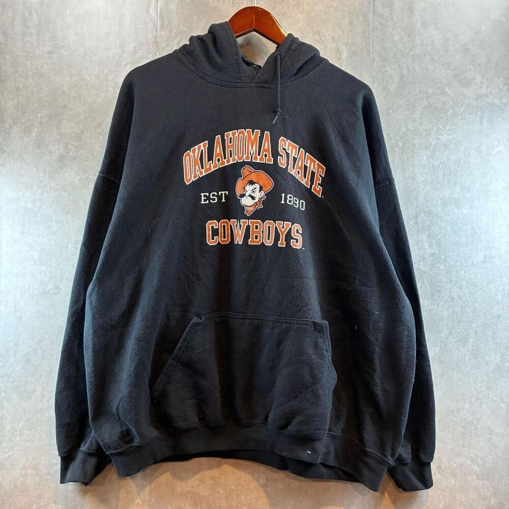 Gildan Men's Hoodie